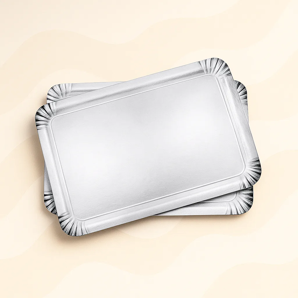 Plateaux en carton argenté